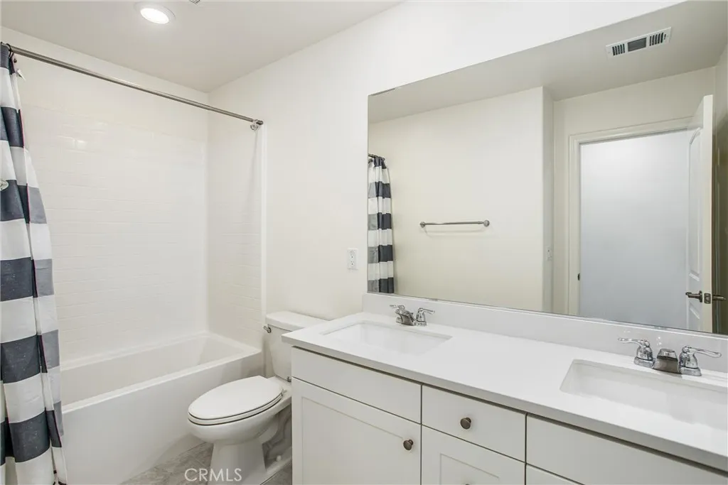 1004 Violet Court, Calimesa, California 92320 home-pic-20